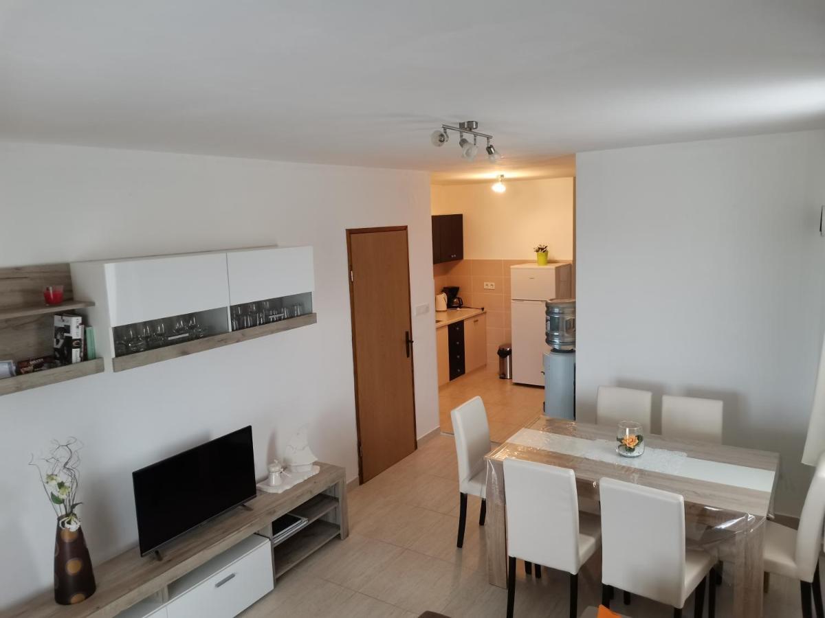 Apartman Jadranka Vir Dış mekan fotoğraf